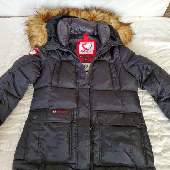 Coat - Picture 3 of 16